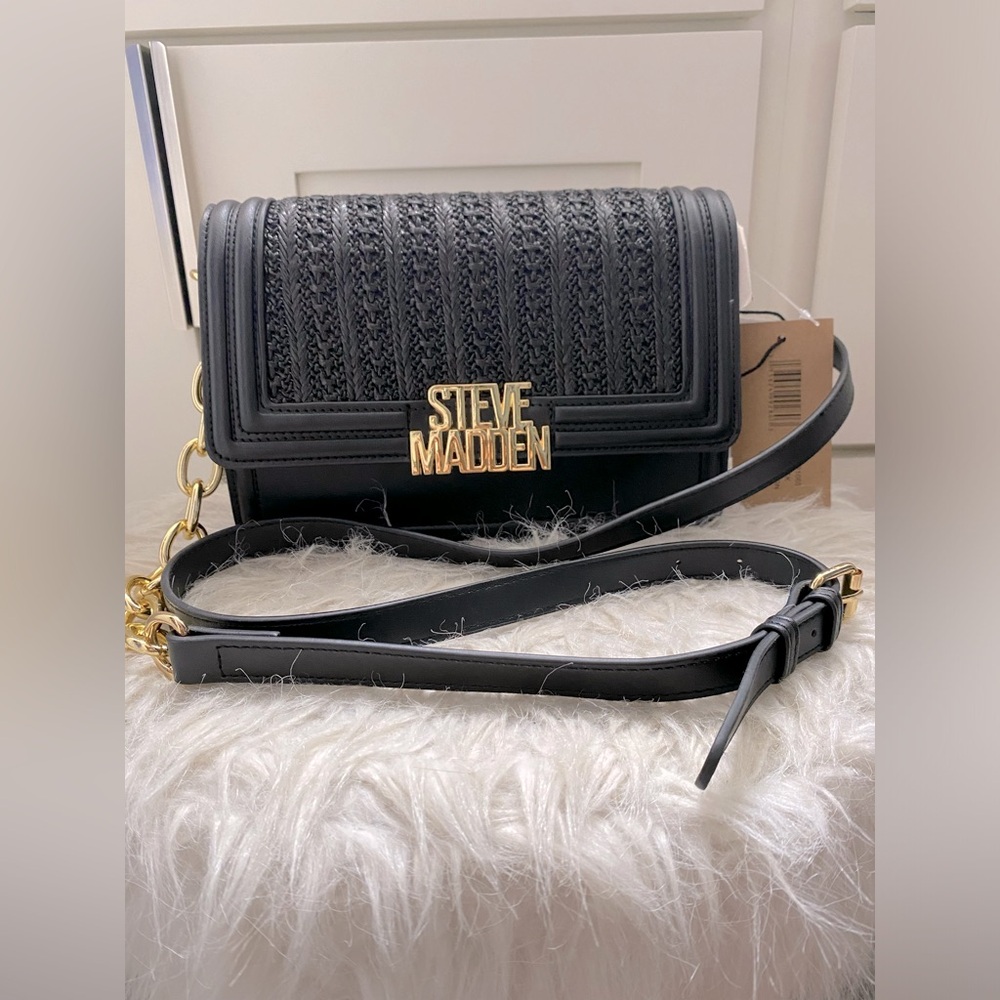 STEVE MADDEN BSAFFRON BLACK CROSSBODY